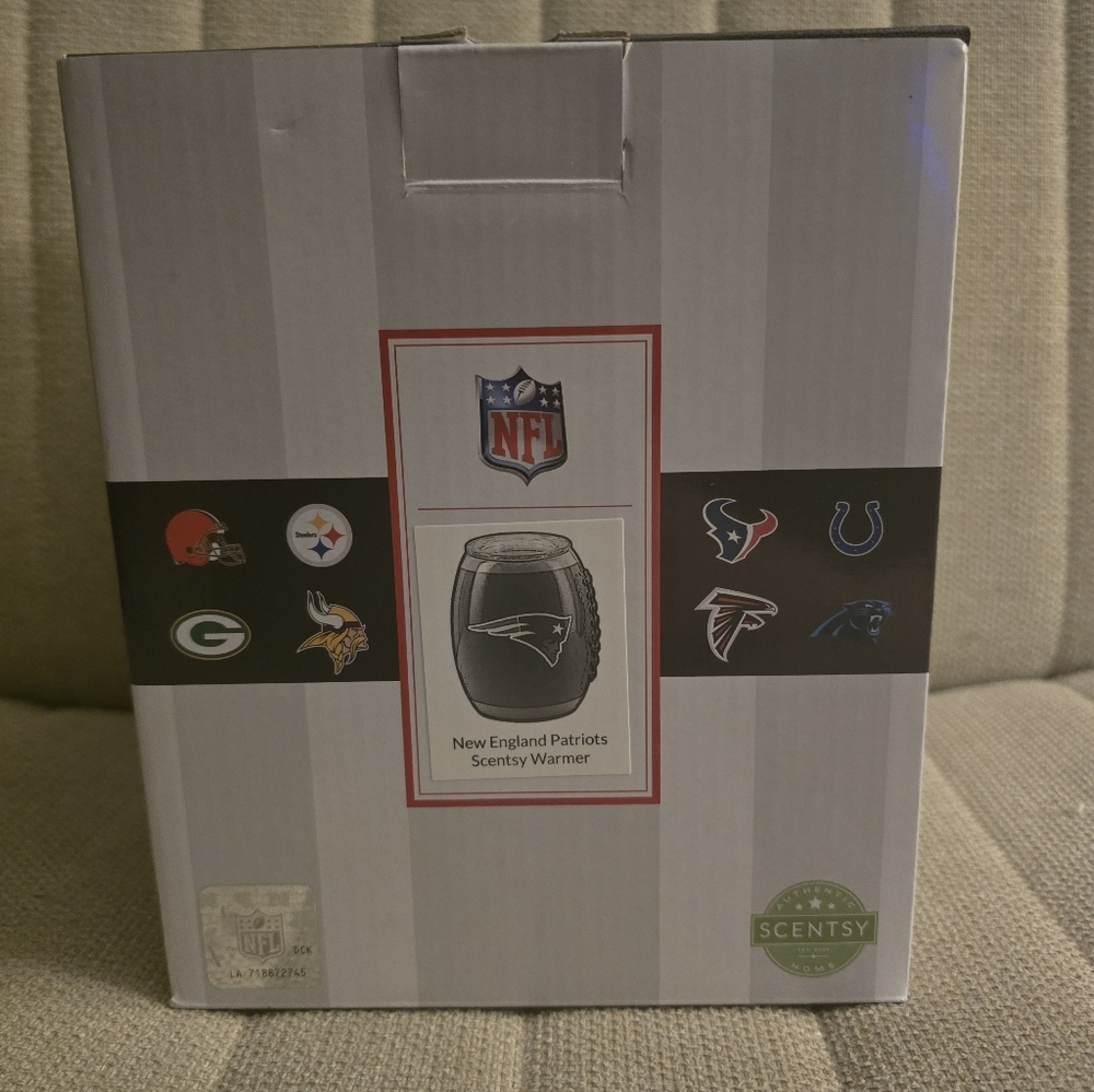 Scentsy New England Patriots Football Warmer officially licensed NFL full size
